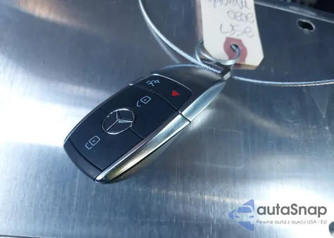 2022 Mercedes-Benz Glc 300 Suv z USA, uszkodzony, nr VIN W1N0G8DB0NV389246